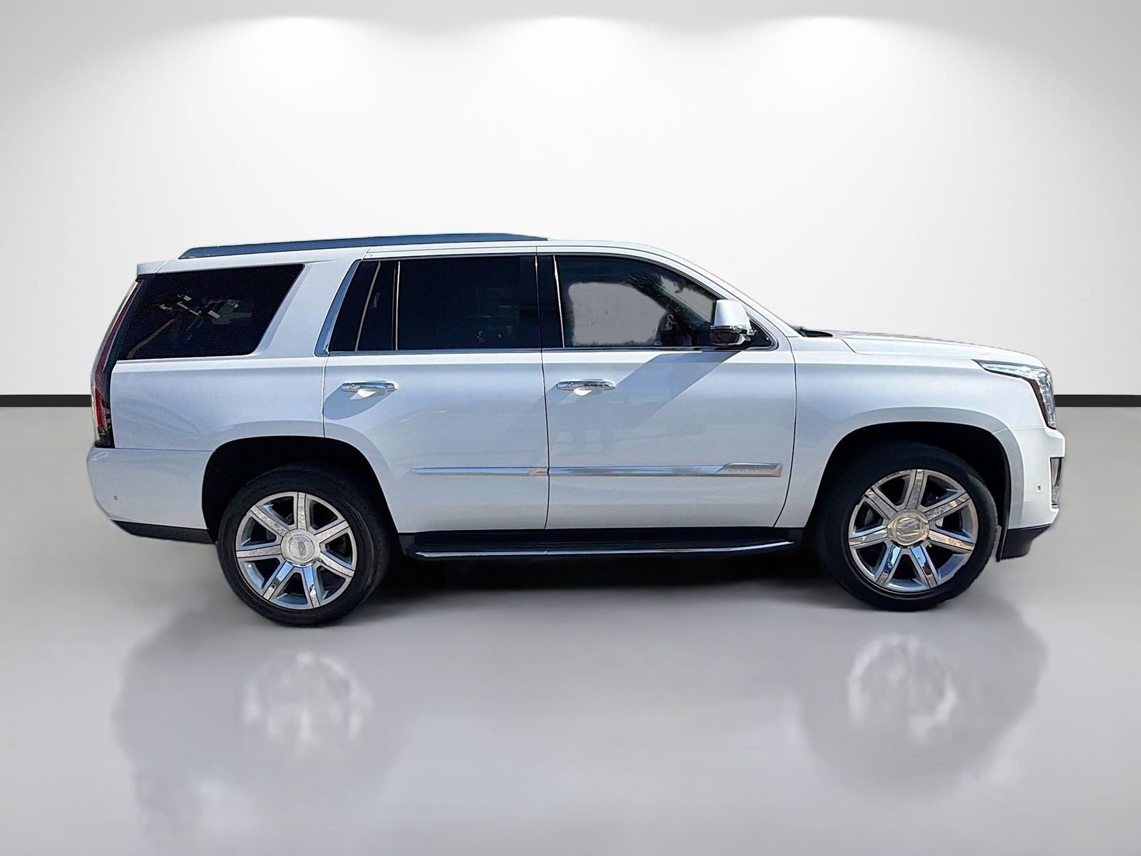 Used 2020 White Cadillac Luxury image 2