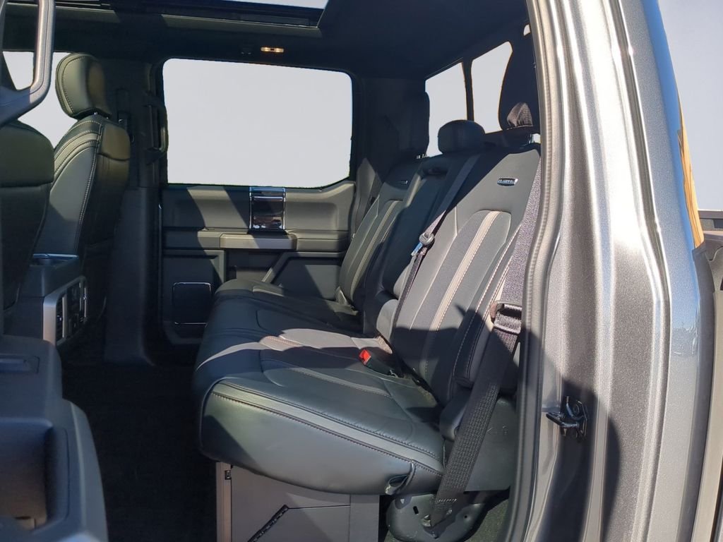 Used 2022 Gray Metallic Ford Platinum image 18