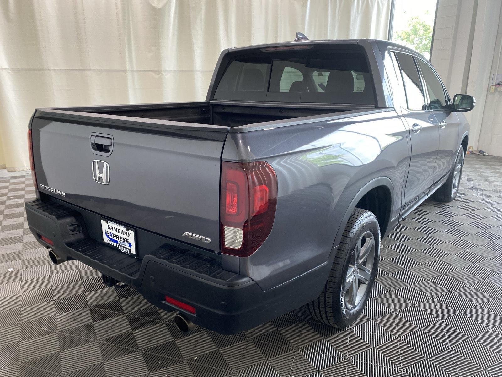 Used 2023 Modern Steel Metallic Honda RTL-E image 13
