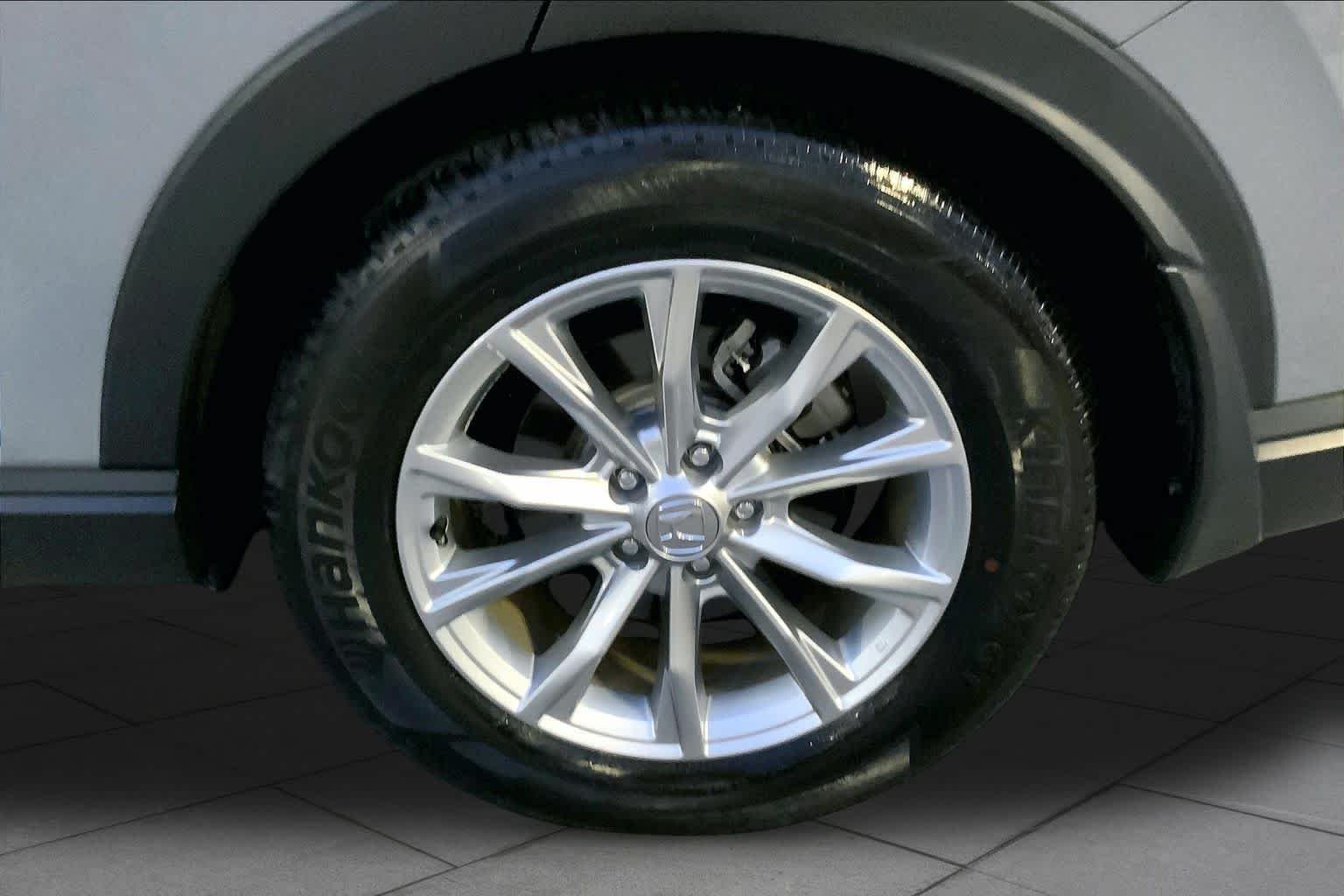 Used 2024 Urban Gray Pearl Honda EX-L image 10