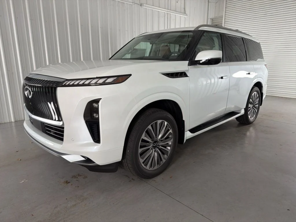 2026 INFINITI QX80 Luxe 4WD's photo