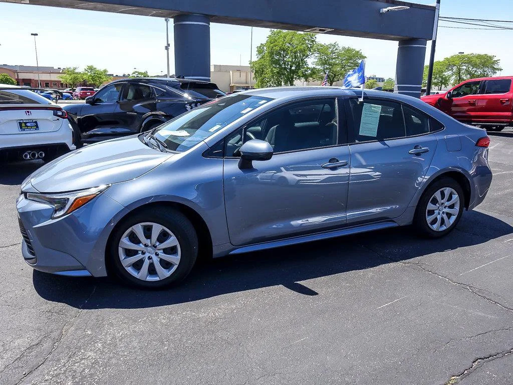 Used 2025 Celestite Toyota LE image 5