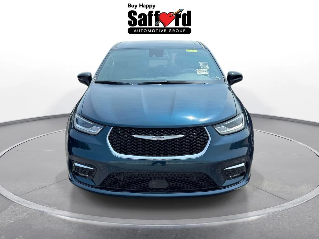 Used 2025 Blue Chrysler Select image 8
