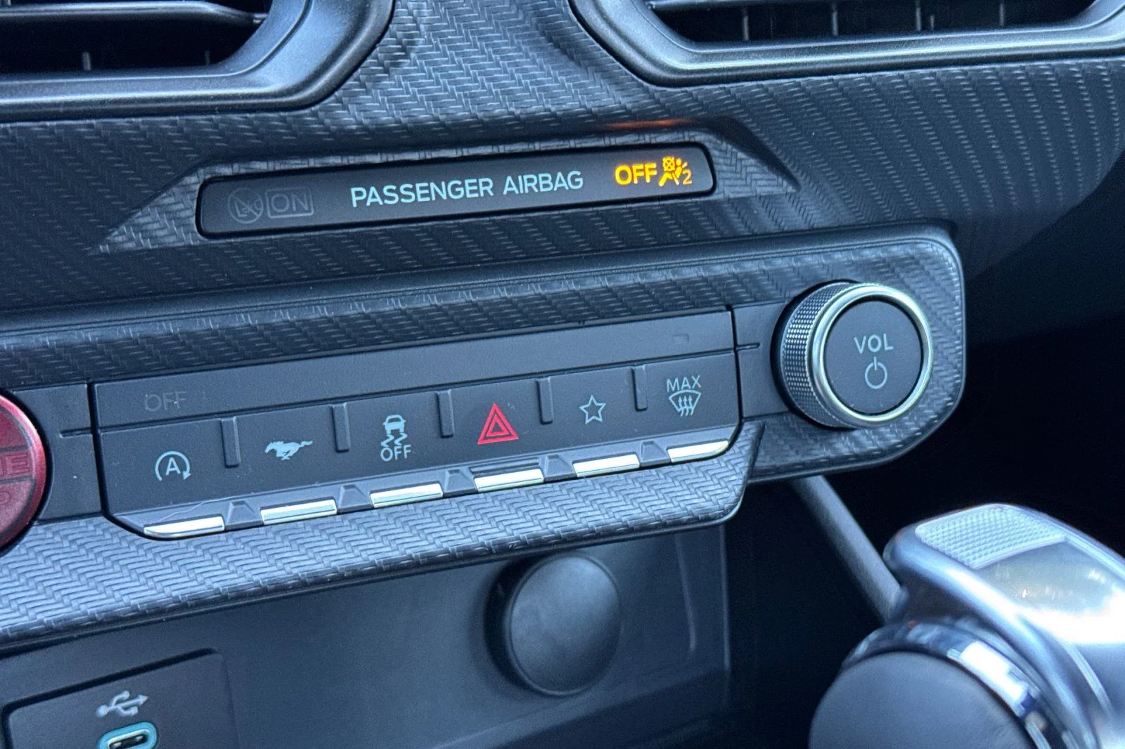New 2026 Oxford White Ford EcoBoost® Fastback image 21