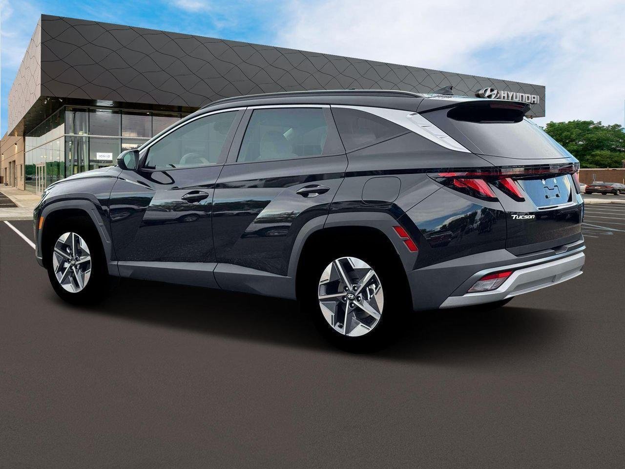 New 2026 Black Hyundai SEL image 4