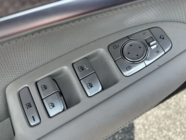 Used 2023 Red Genesis 3.3T image 36