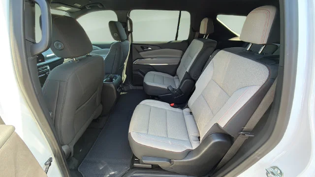 Used 2026 White Chevrolet LT image 21