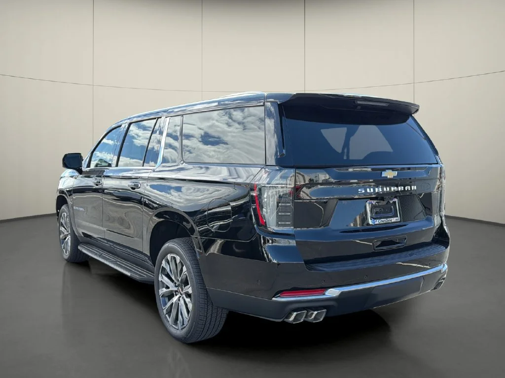 New 2026 Black Chevrolet High Country image 5