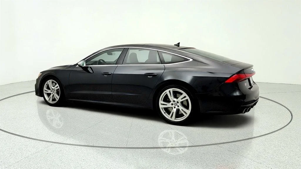 Used 2020 Vesuvius Gray Metallic Audi 2.9 TFSI Premium Plus w/ Executive & Driver Assist Pkgs image 7