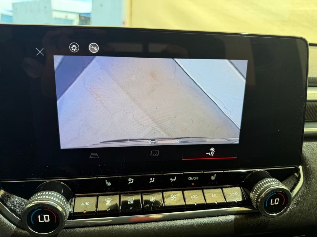 Used 2024 Sterling Metallic GMC Elevation image 42