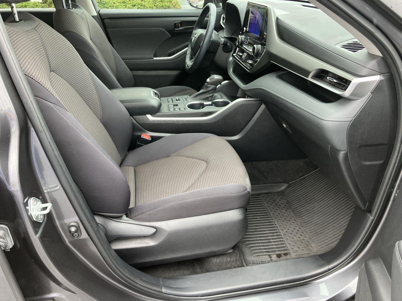 Used 2023 Gray (Magnetic Gray Metallic) Toyota LE AWD image 35