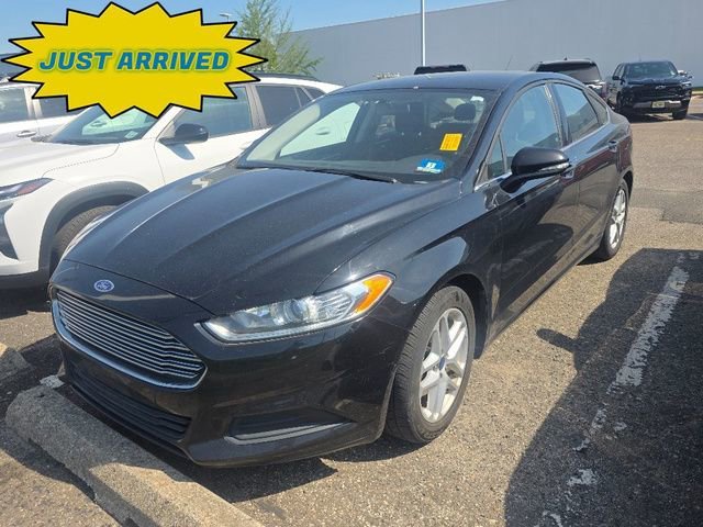 2016 Ford Fusion SE FWD's photo