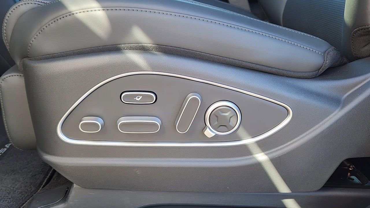 New 2026 Typhoon Silver Metallic Hyundai Calligraphy AWD image 8