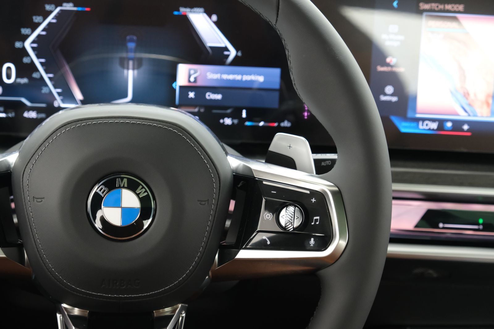 New 2026 Black Sapphire Metallic BMW 760i xDrive image 19