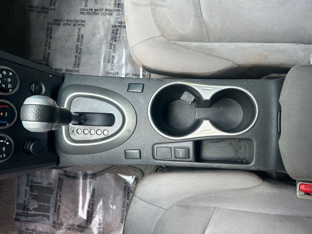Used 2015 Gray Nissan S image 16