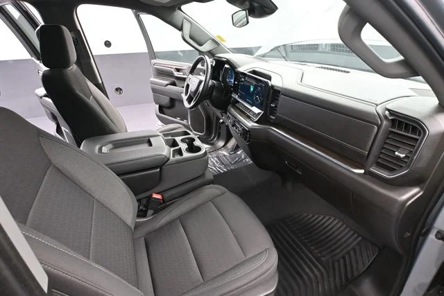 Used 2023 Gray Chevrolet LT image 37
