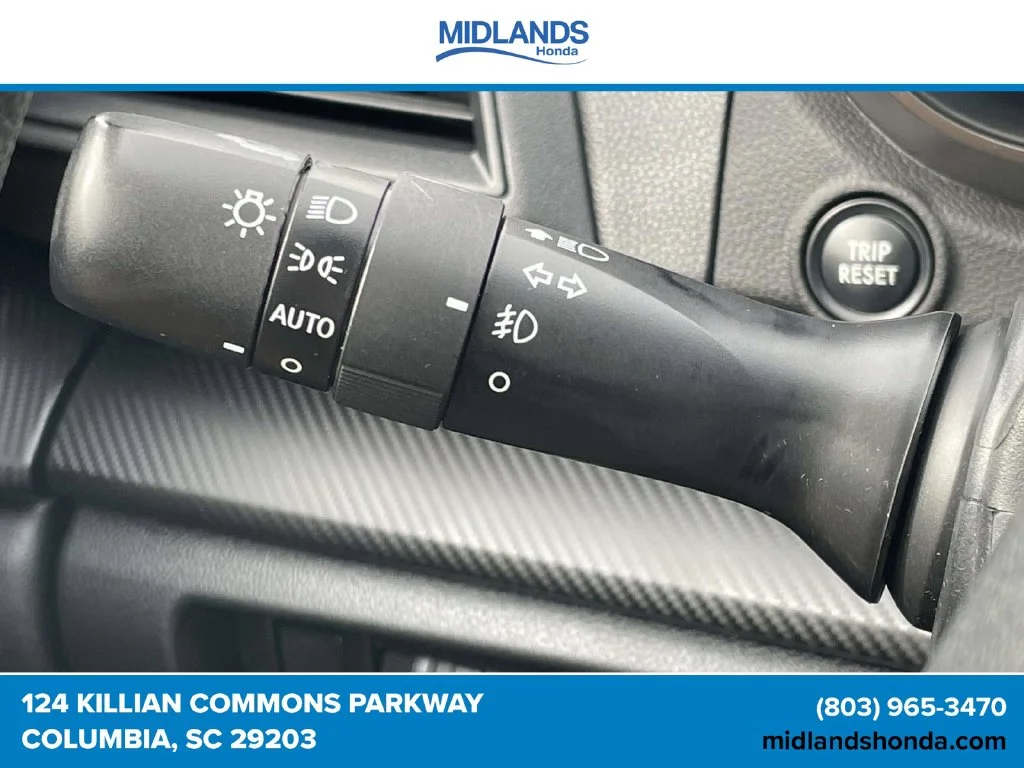 Used 2020 Gray Metallic Subaru Premium image 23