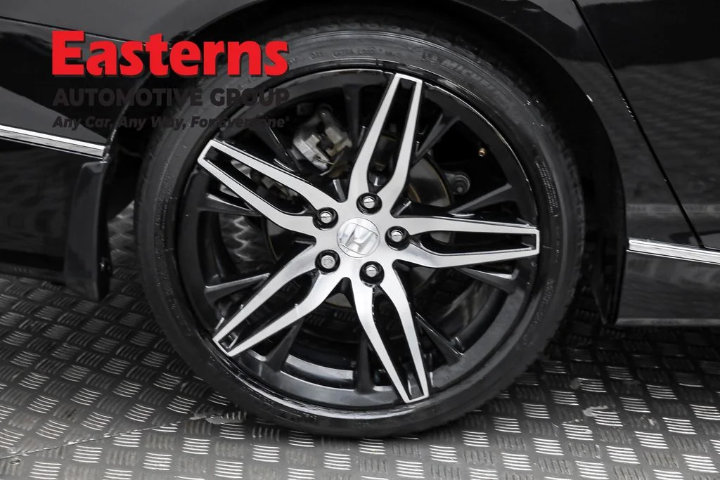 Used 2021 Black Honda Touring 2.0T image 30