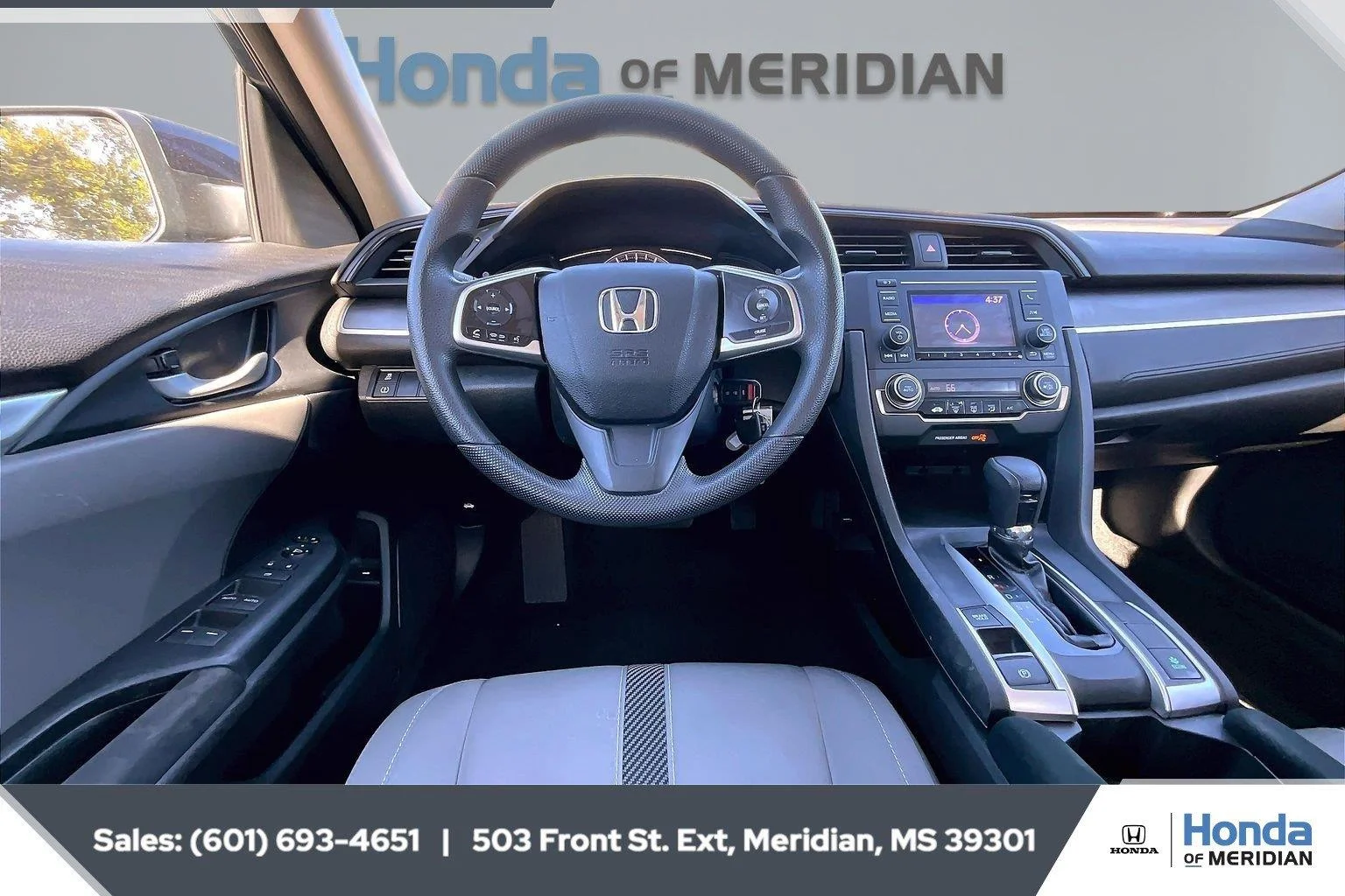 Used 2017  Honda LX image 5