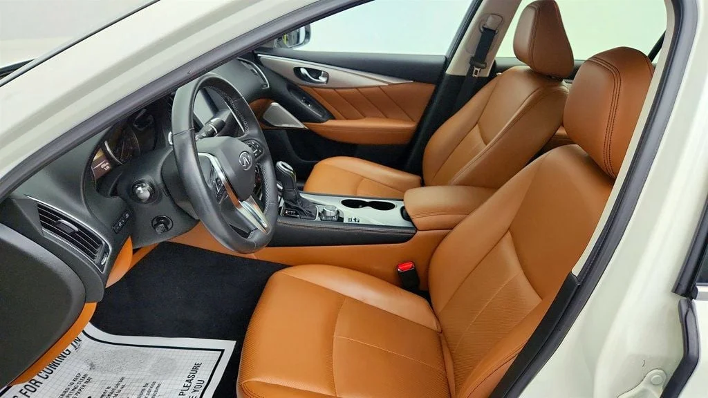 Used 2023 Pure White INFINITI LUXE AWD image 21