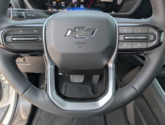 New 2026 Summit White Chevrolet Trail Boss image 15