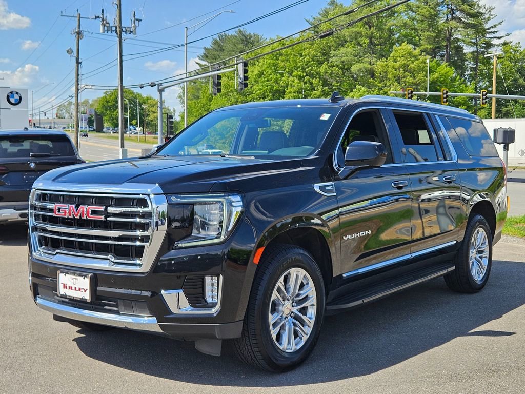Certified Used 2024 Onyx Black GMC SLT image 3