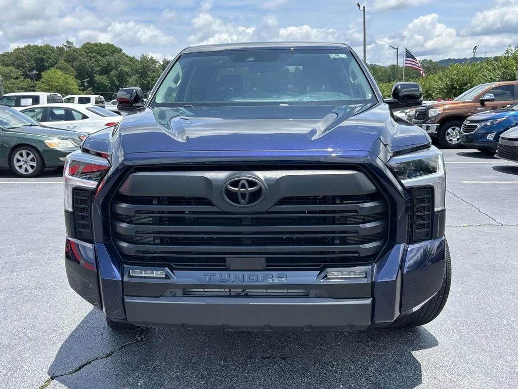 Used 2024  Toyota Limited image 7