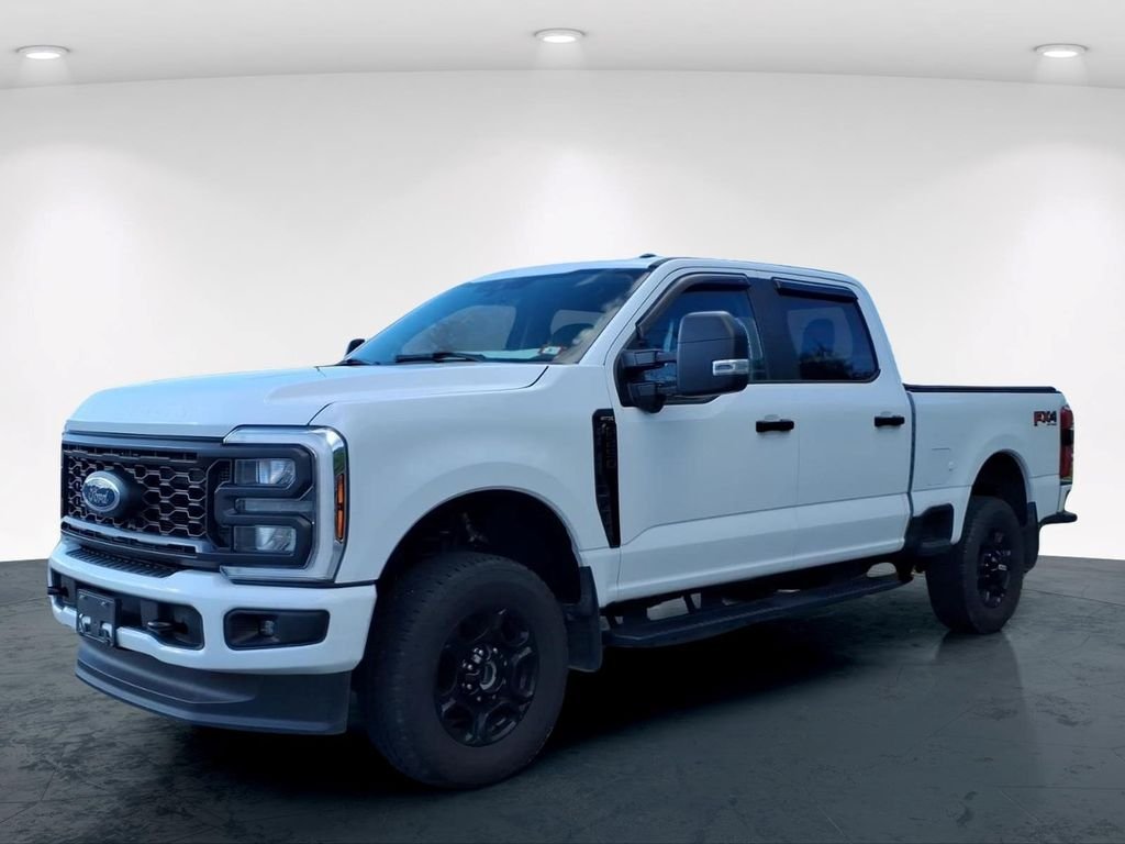 Used 2024 White Ford XL image 2