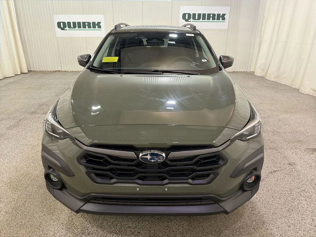 New 2026 Alpine Green Subaru Limited image 2
