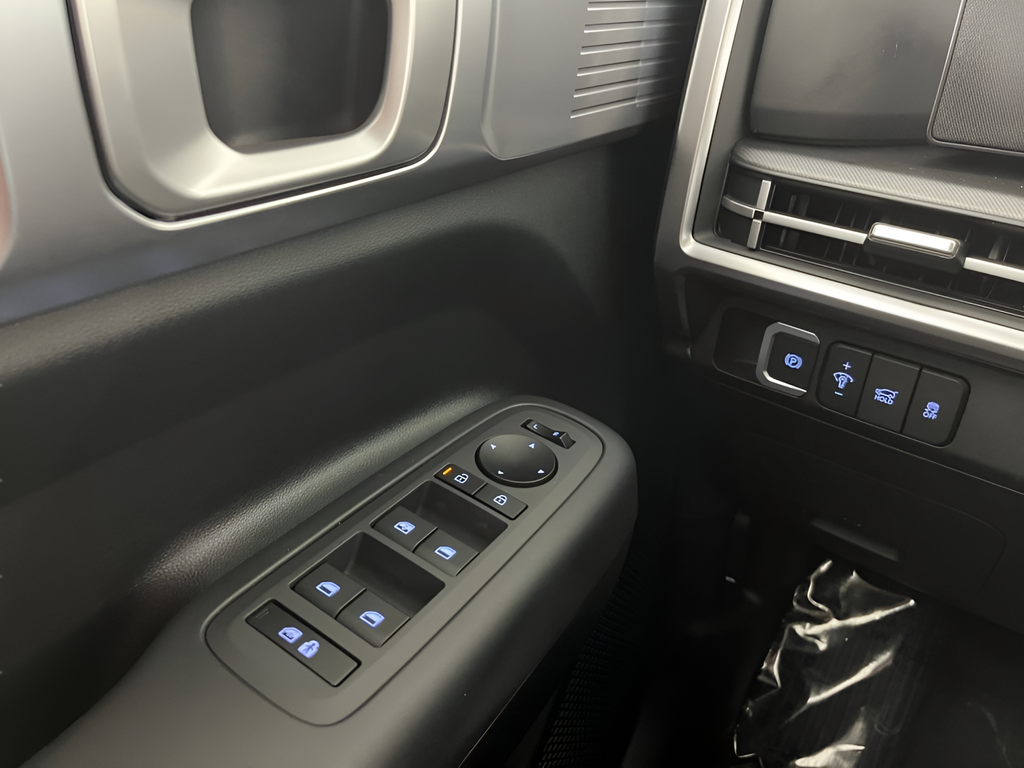 2026 Hyundai Santa Fe SE - Photo 17