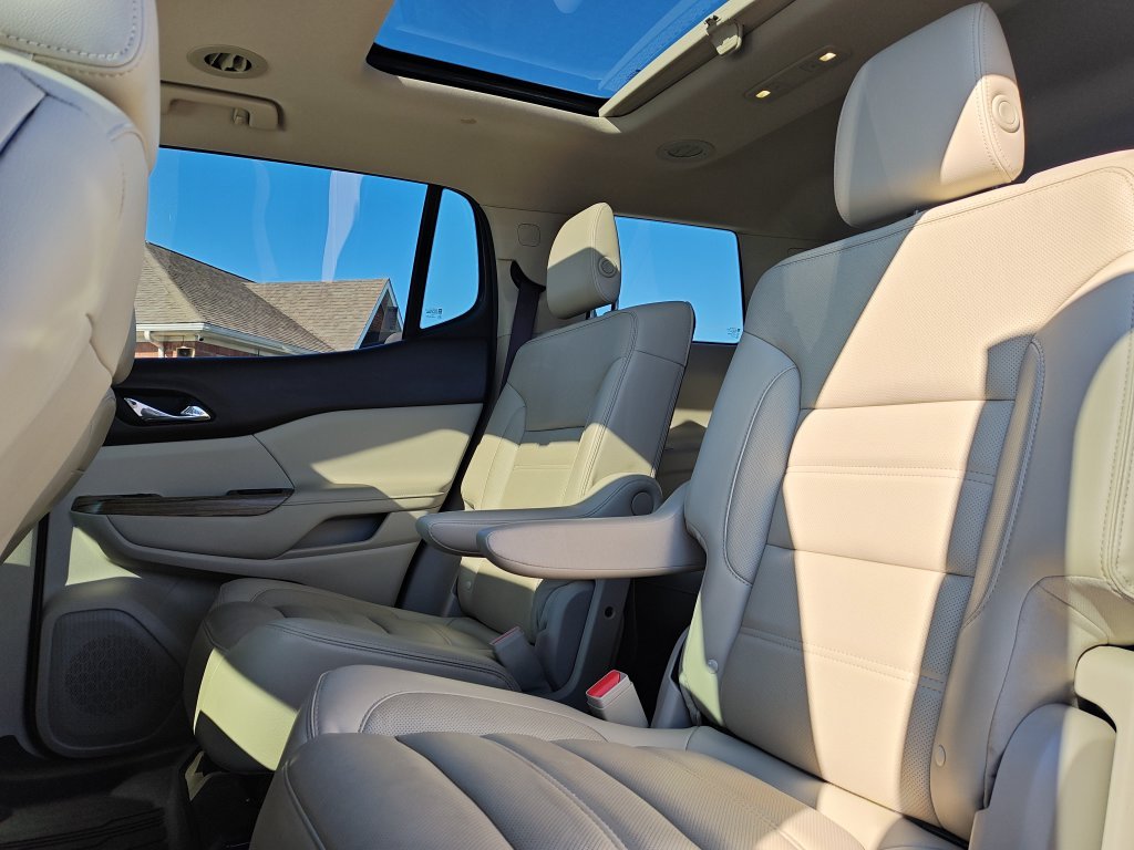 Used 2017 White GMC Denali image 14