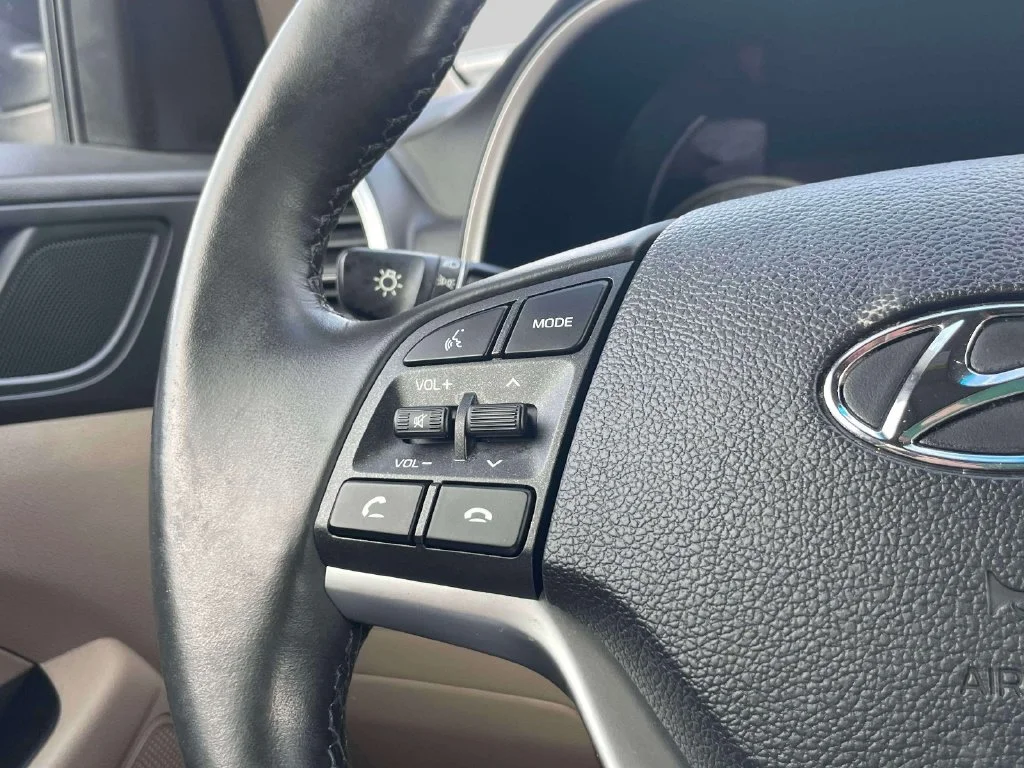Used 2020 Black Hyundai Ultimate image 22
