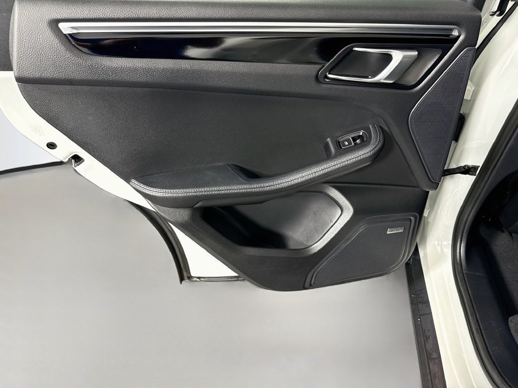 Used 2024 White Porsche Base image 22