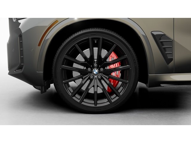 New 2026 Dravit Grey Metallic BMW sDrive40i image 7