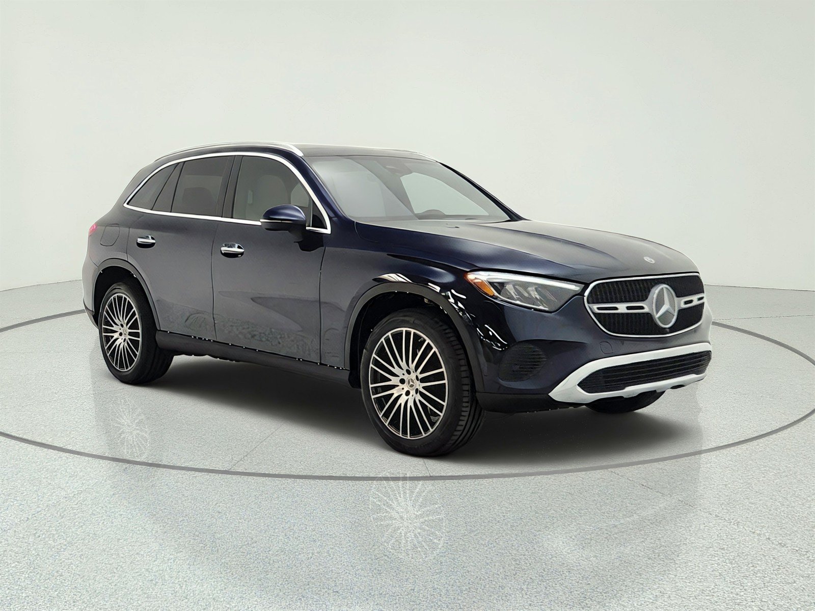 Certified Used 2024 Nautical Blue Metallic Mercedes-Benz GLC 300 SUV image 3