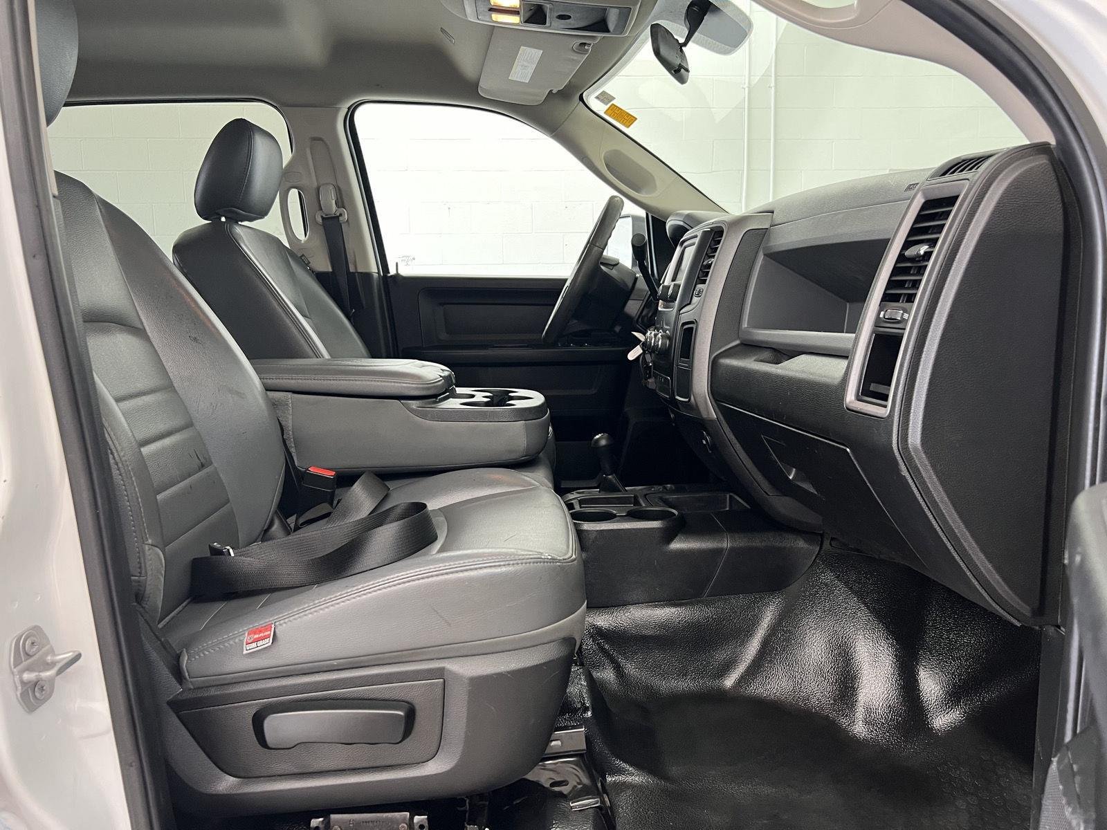 Used 2018 Bright White Clearcoat Ram Tradesman image 27
