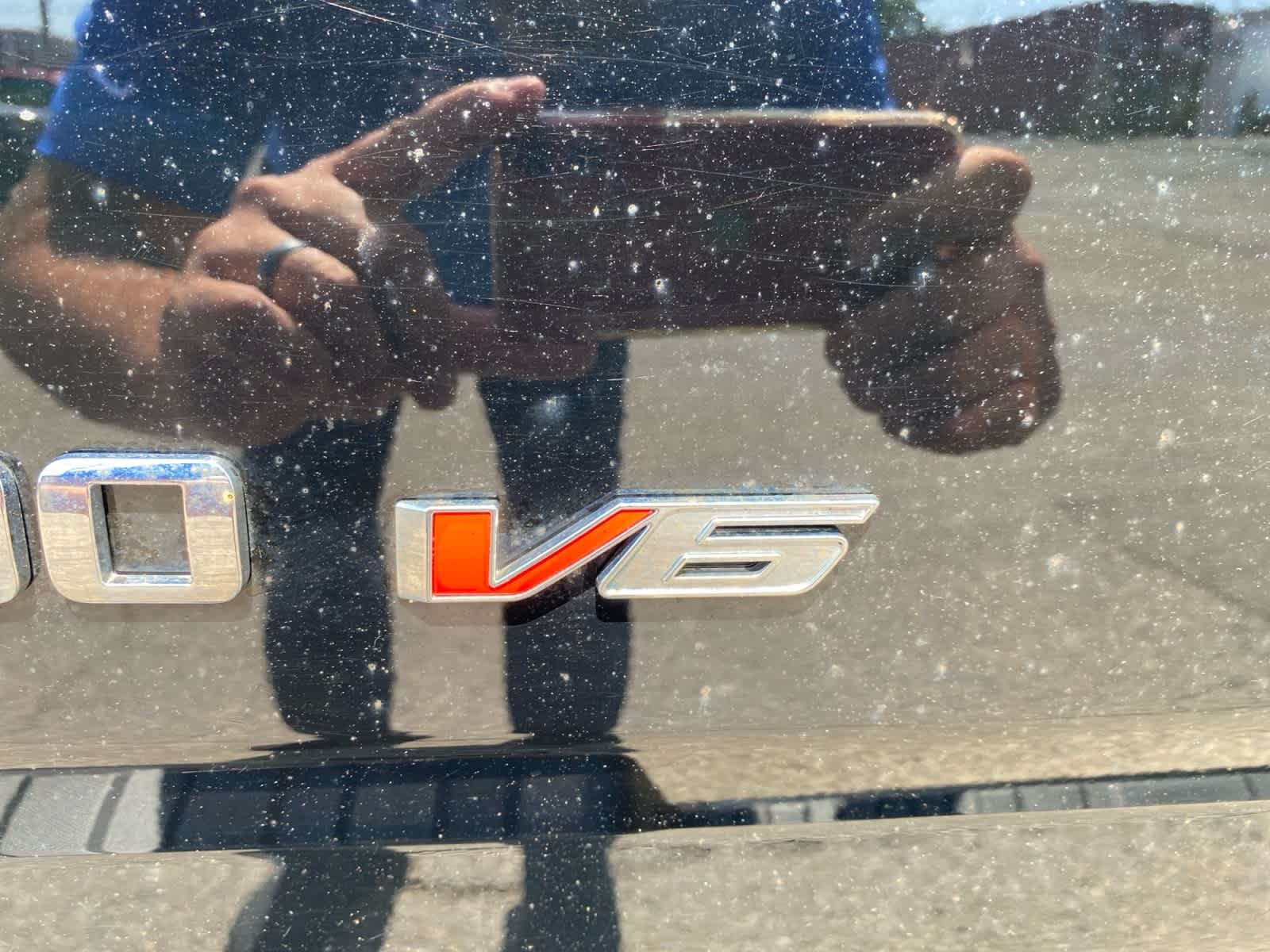 Used 2019 BLACK Chevrolet 4WD Z71 image 24