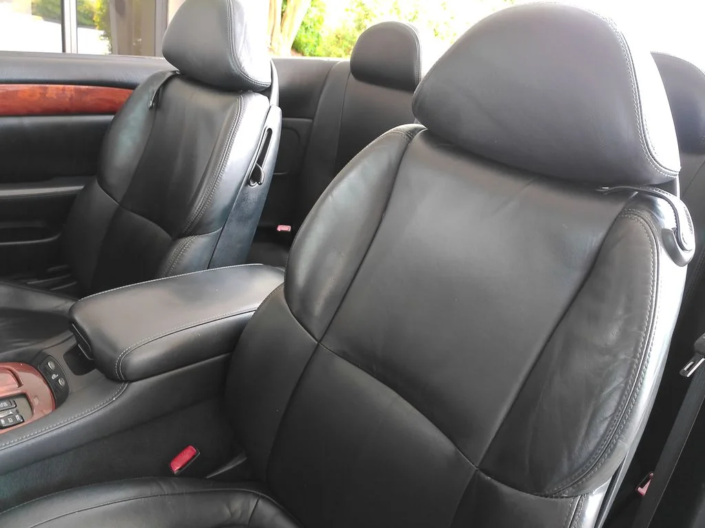 Used 2005 Silver Lexus 430 image 7