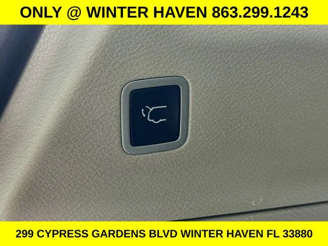 Used 2024 White Chrysler Touring L image 25