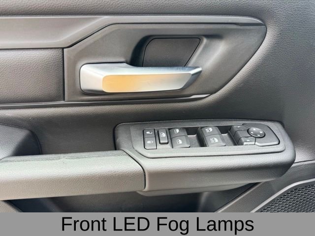 New 2026 Bright White Clear-Coat Exterior Paint RAM Warlock image 12