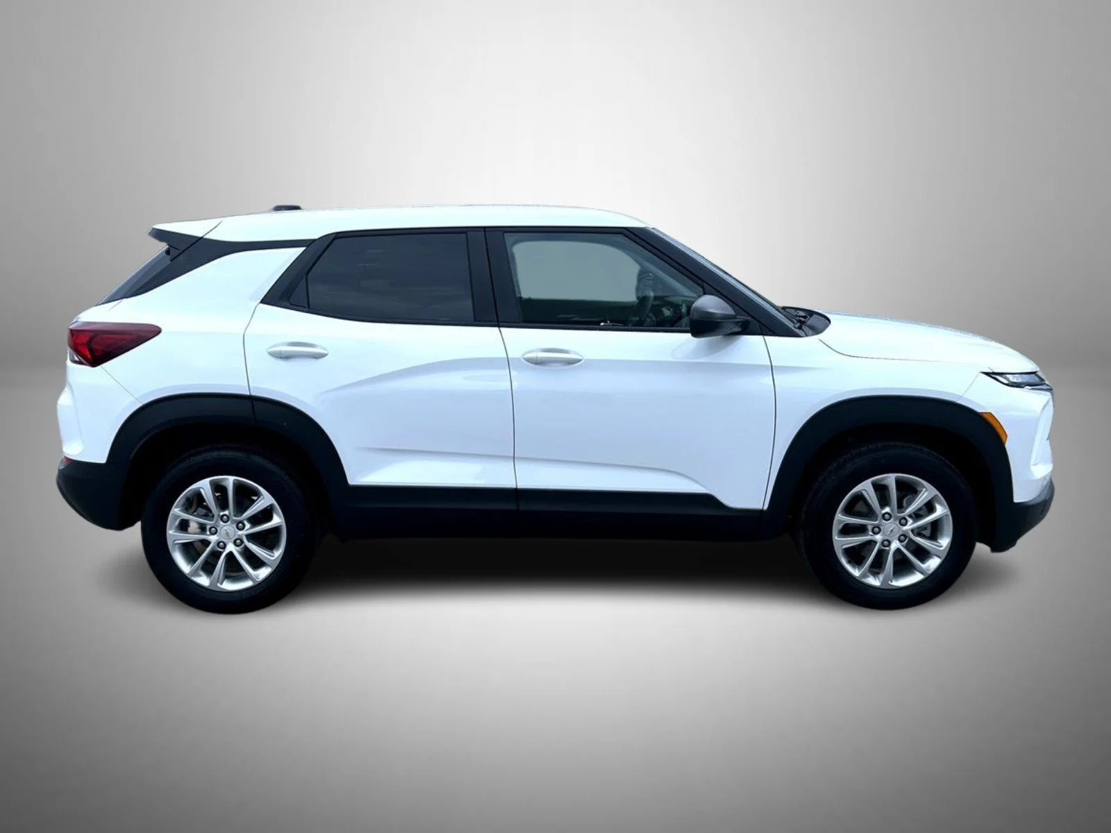New 2026 Summit White Chevrolet LS image 4