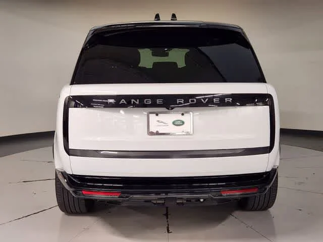 Used 2025 Fuji White Land Rover Autobiography image 10