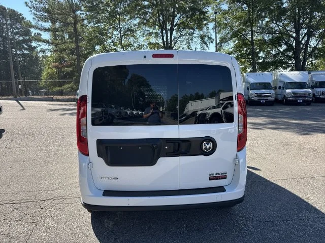 Used 2022 White Ram Base image 7