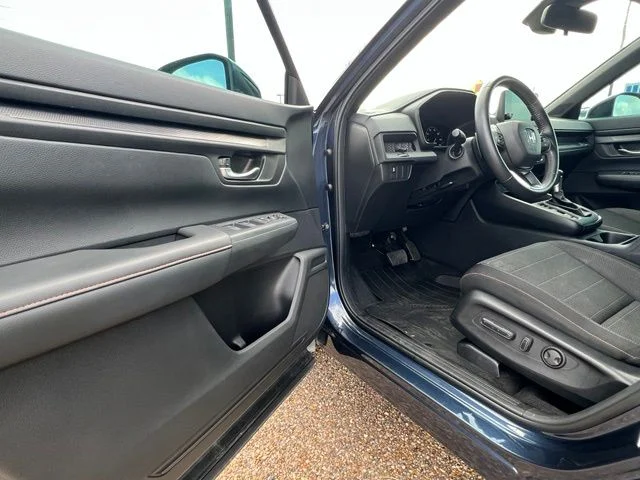 Used 2025  Honda Sport image 22