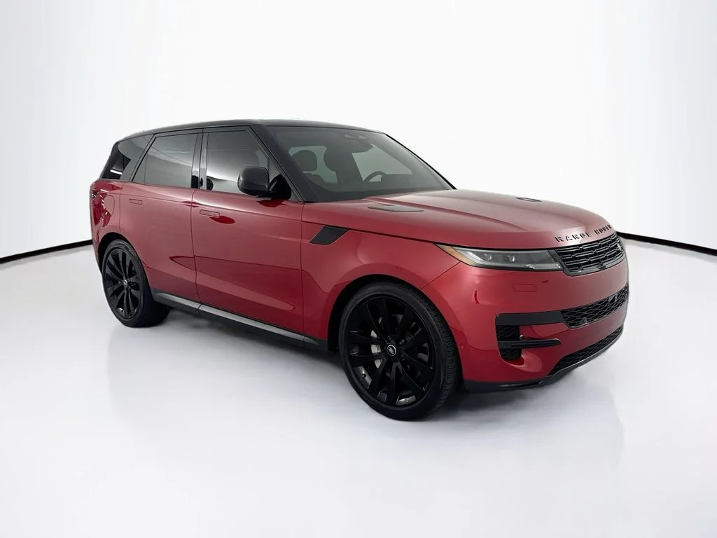 Used 2024 Red Land Rover SE image 3