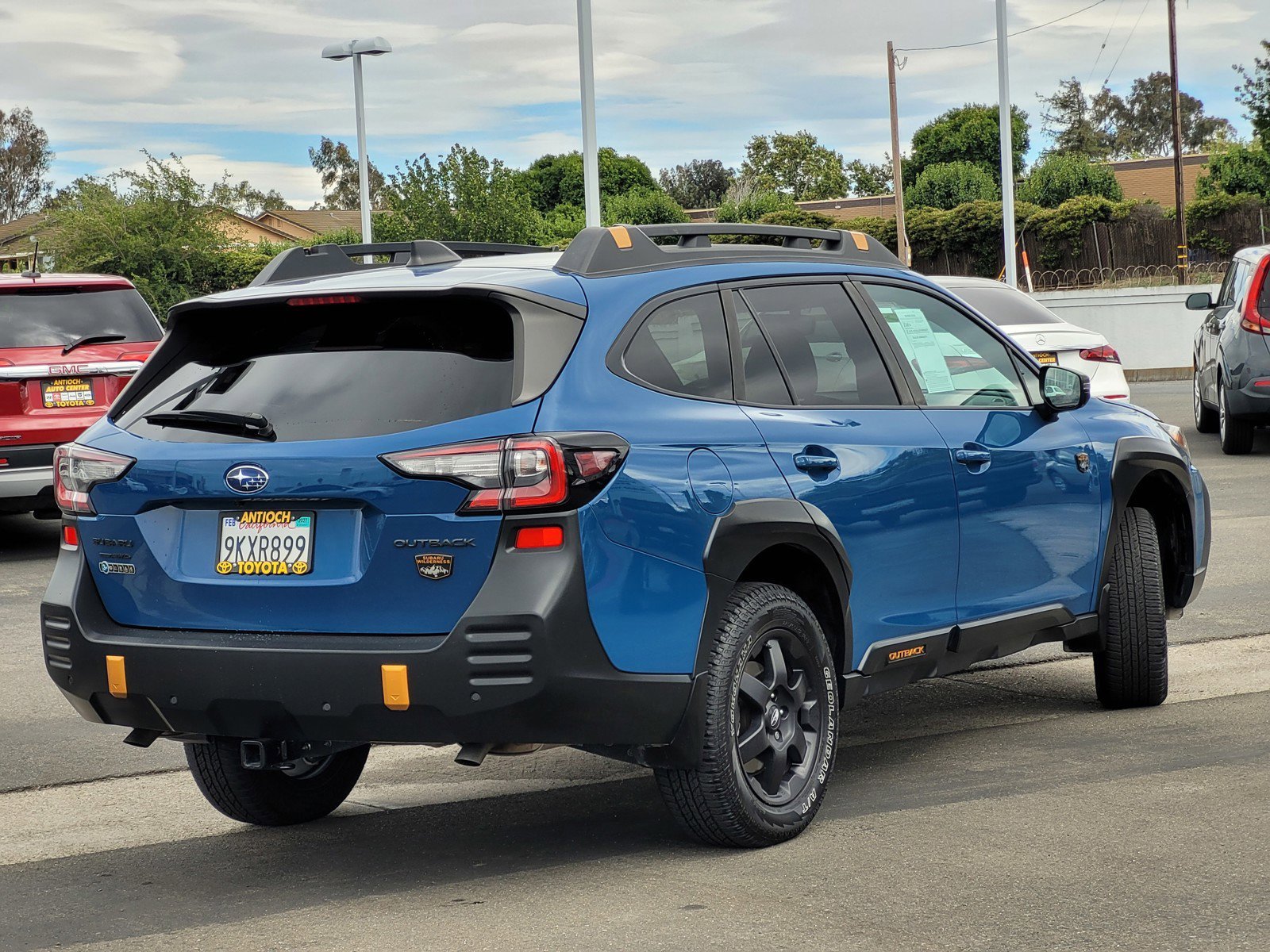 Used 2024 Geyser Blue Subaru Wilderness image 4
