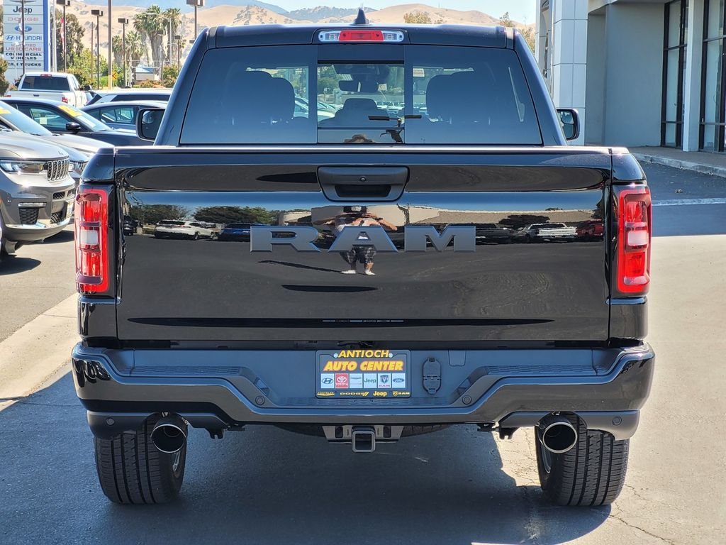 New 2026 Diamond Black Crystal Pearl-Coat Exterior Paint RAM Express image 4