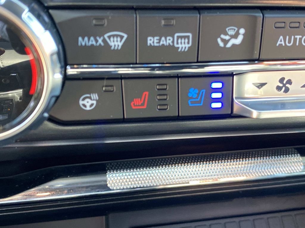 New 2026 Agate Black Metallic Ford Platinum® image 19