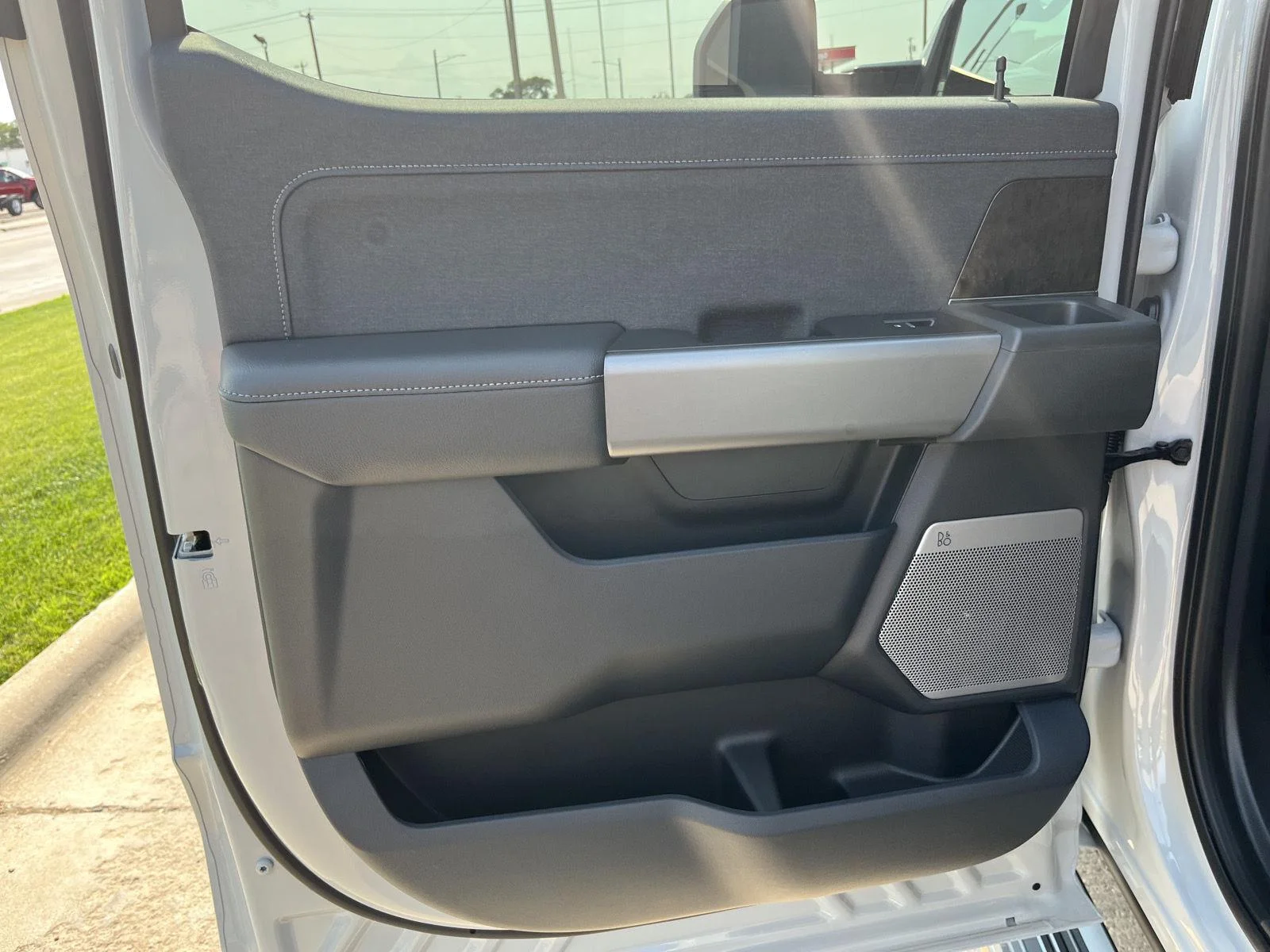 New 2026 Avalanche Ford F-250® Lariat® image 11