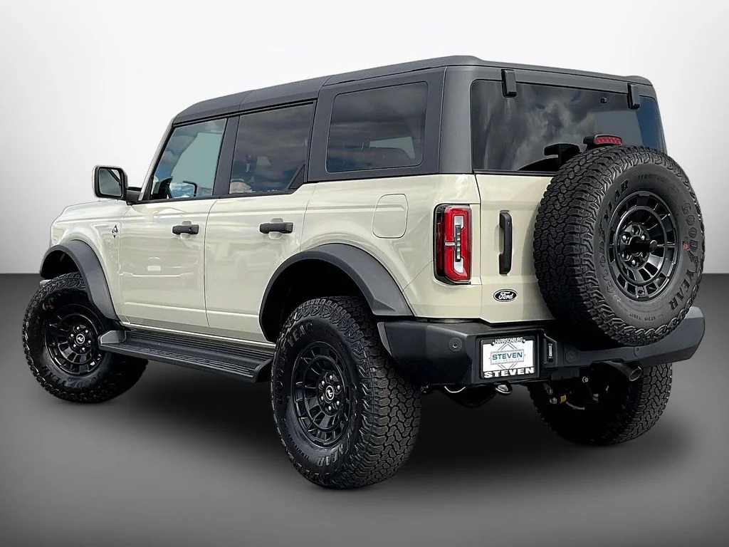 New 2026 Desert Sand Ford Outer Banks® image 3
